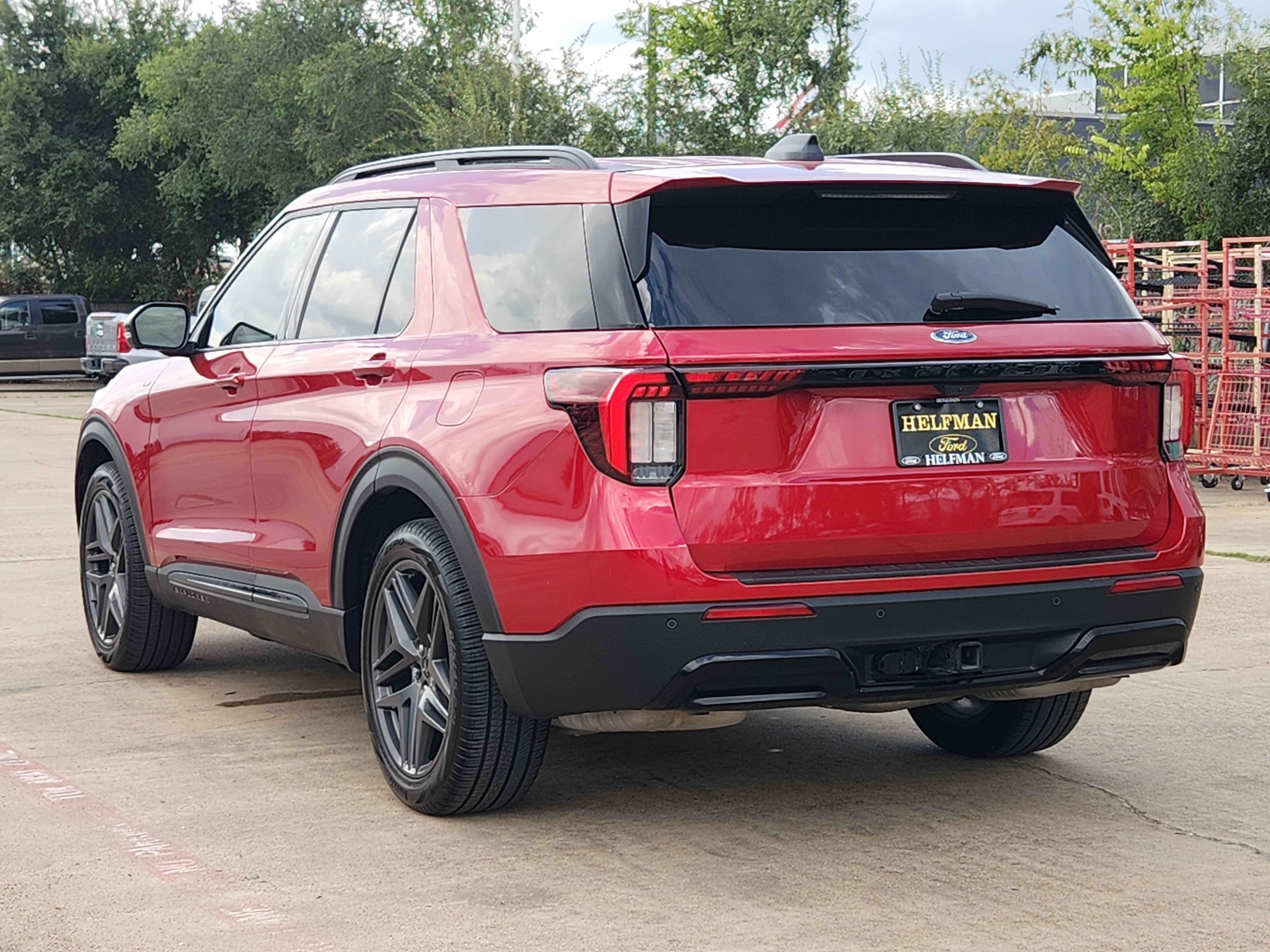 Used 2026 Ford Explorer ST-Line w/ ST-Line Street Pack RWD image 4