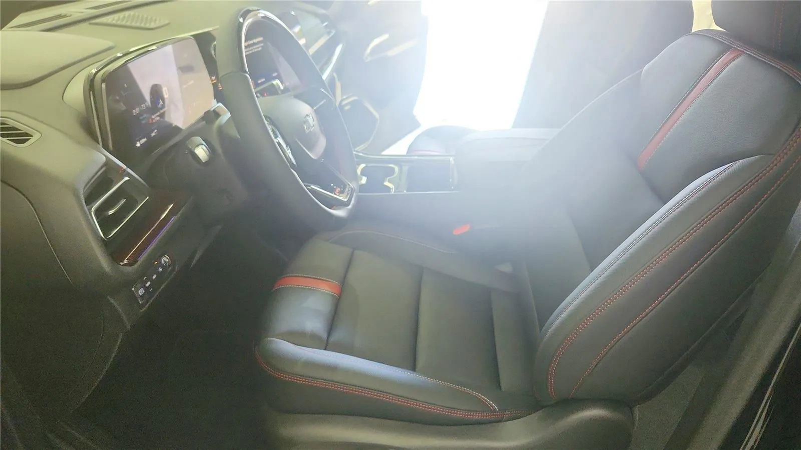 New 2026 Chevrolet Traverse RS AWD/4WD image 23