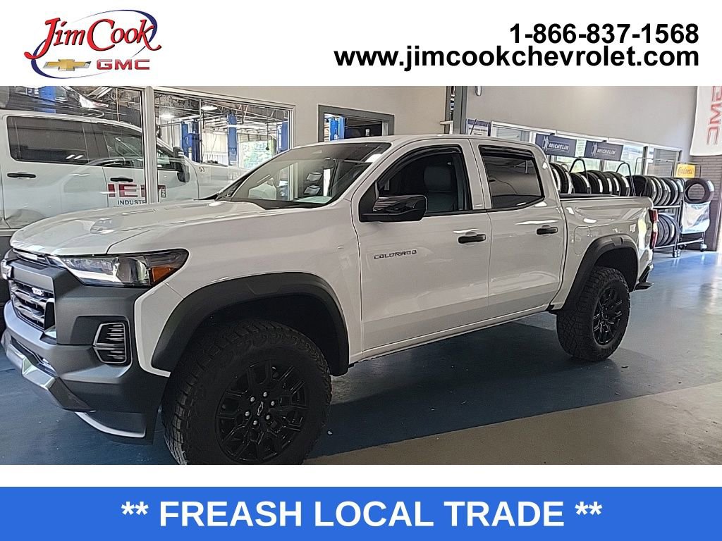 Certified 2024 Chevrolet Colorado Trail Boss AWD/4WD image 1