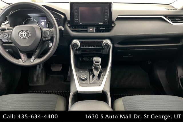 Used 2022 Toyota RAV4 LE AWD/4WD image 13