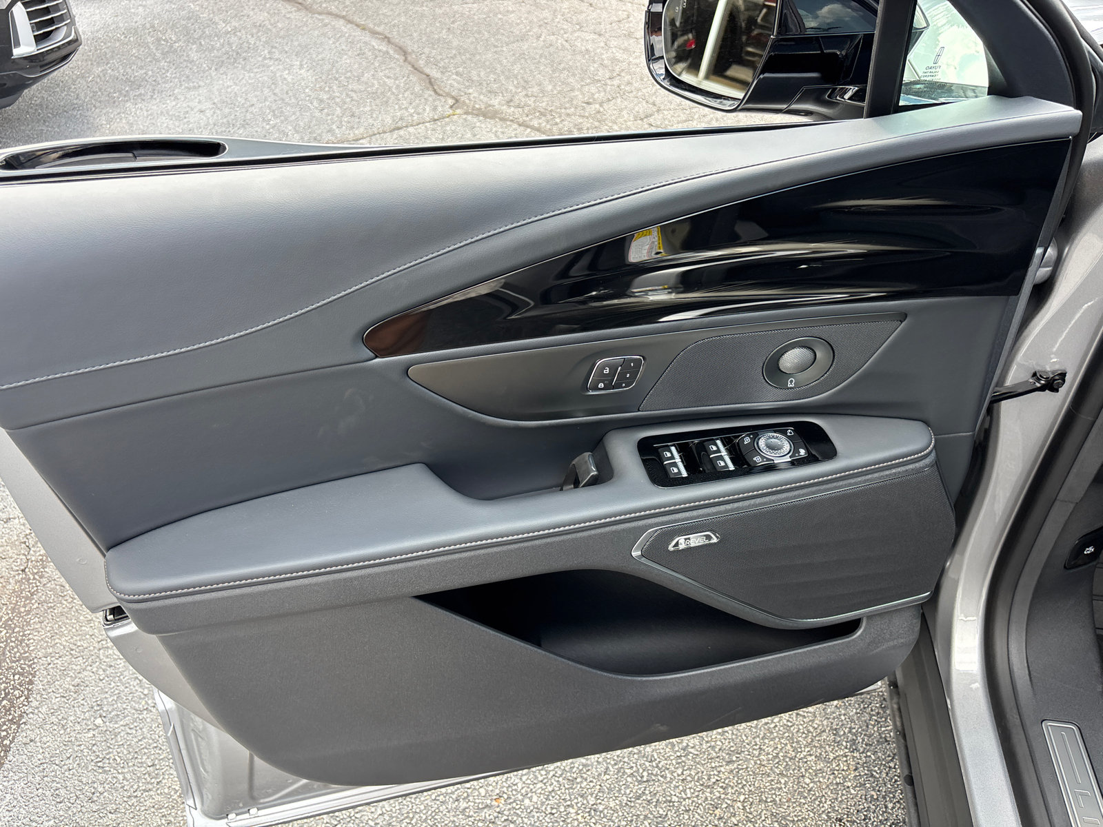New 2026 Lincoln Nautilus Reserve AWD/4WD image 11