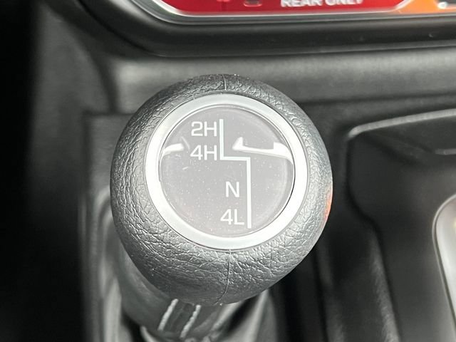 New 2026 Jeep Wrangler Unlimited Rubicon w/ Steel Bumper Group image 29