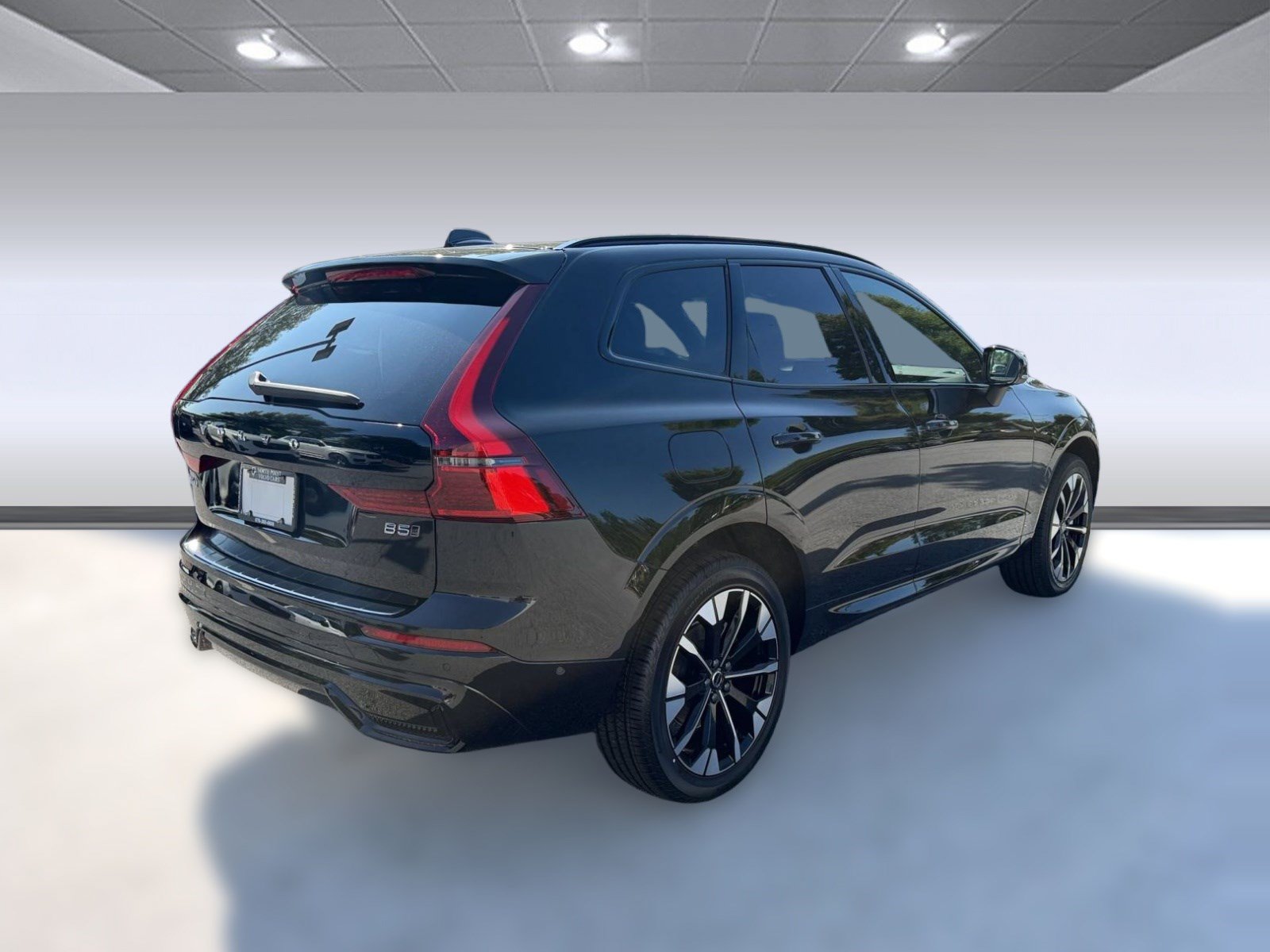 New 2026 Volvo XC60 B5 Plus w/ Protection Package Premier AWD/4WD image 9