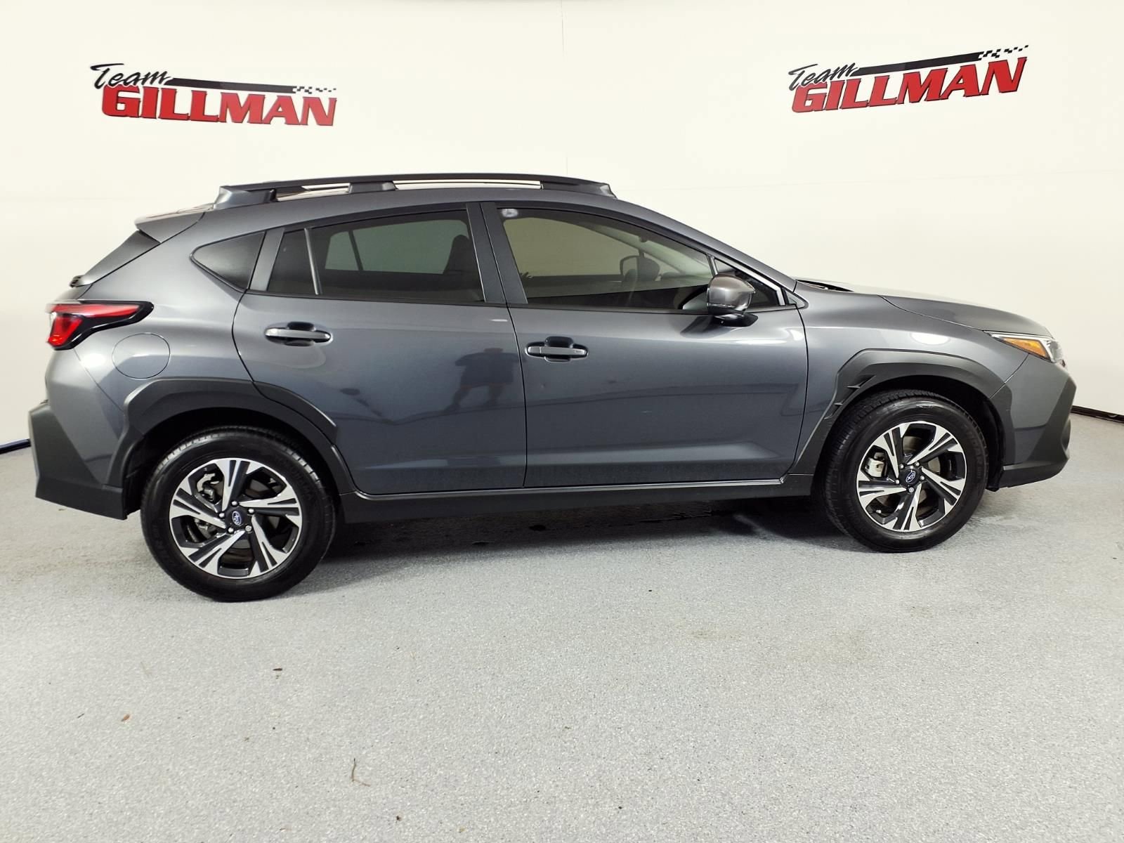 Used 2024 Subaru Crosstrek 2.0i Premium AWD/4WD image 3