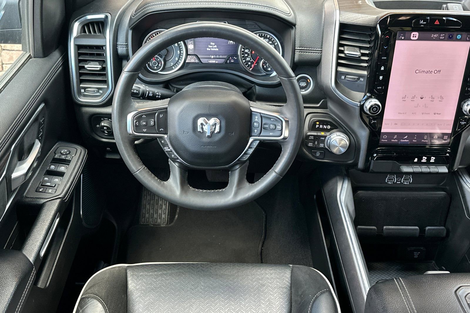 Used 2025 RAM 1500 Laramie image 14