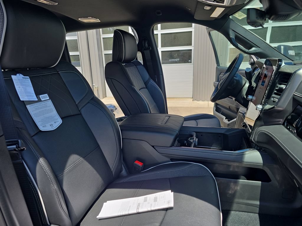 New 2026 RAM 2500 Limited AWD/4WD image 10