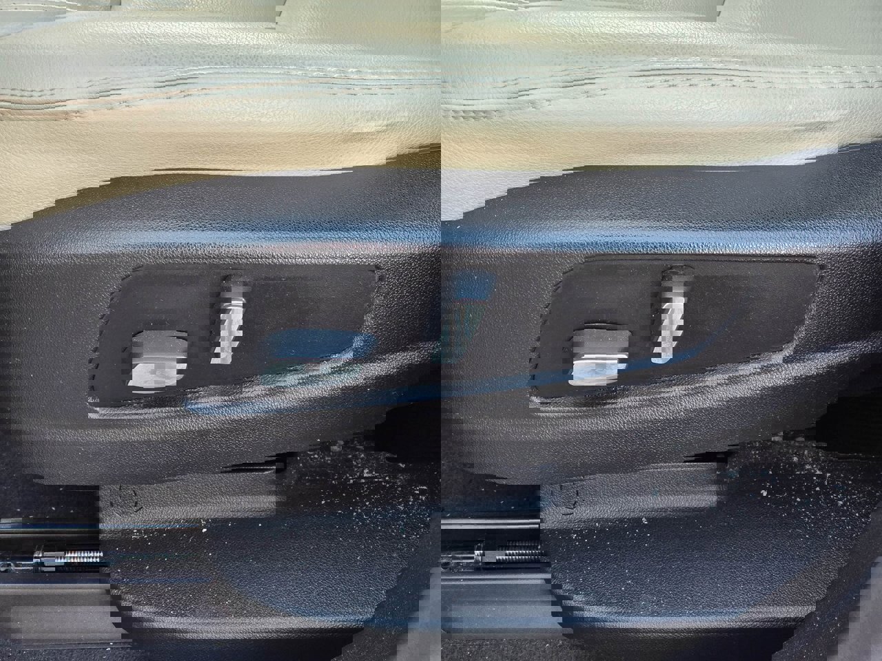 Used 2019 Cadillac XT5 AWD image 12