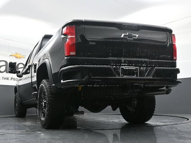 New 2026 Chevrolet Silverado 2500 ZR2 w/ LPO, Dark Essentials Package AWD/4WD image 32