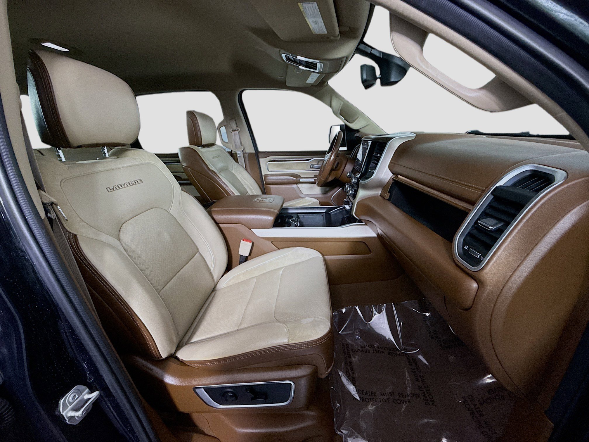 Used 2019 RAM 1500 Laramie image 29