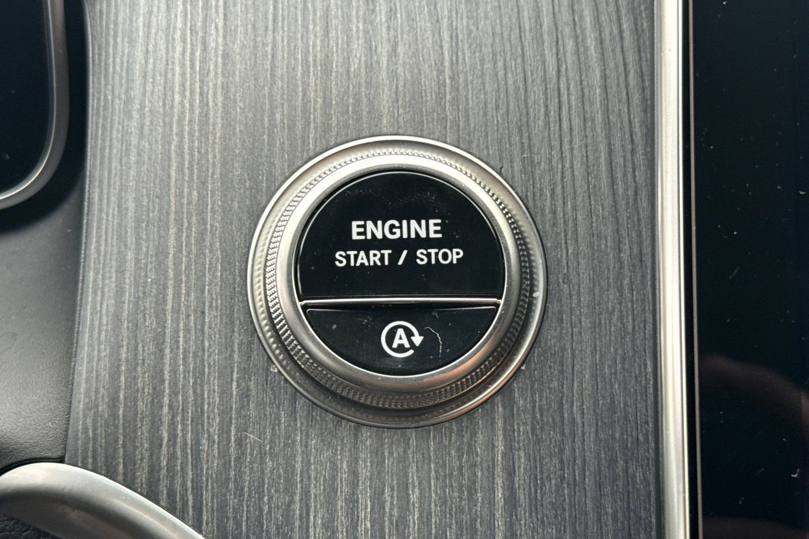 Certified 2025 Mercedes-Benz GLC 300 image 25