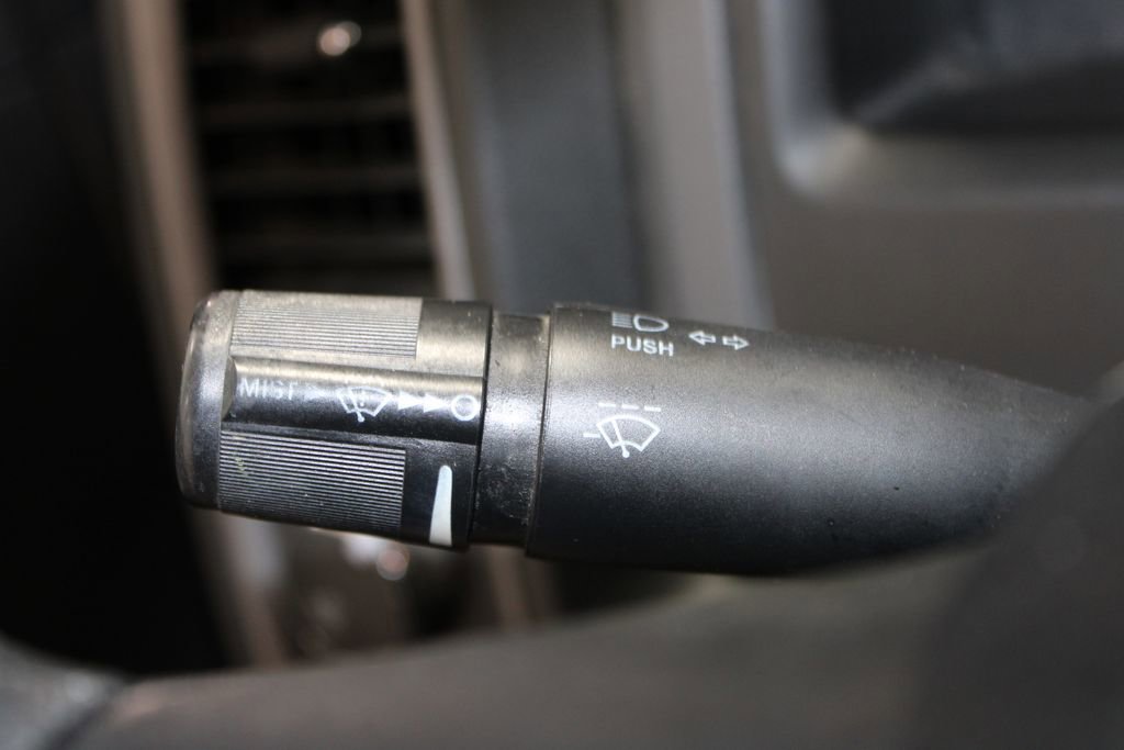Used 2015 RAM 1500 Express RWD image 38