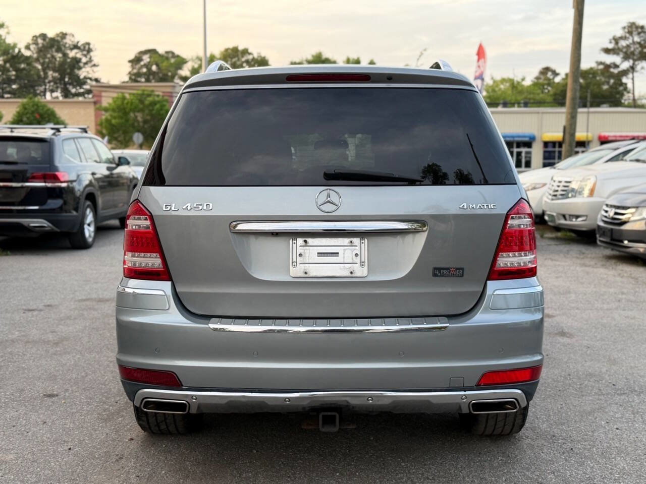 Used 2011 Mercedes-Benz GL 450 4MATIC image 7