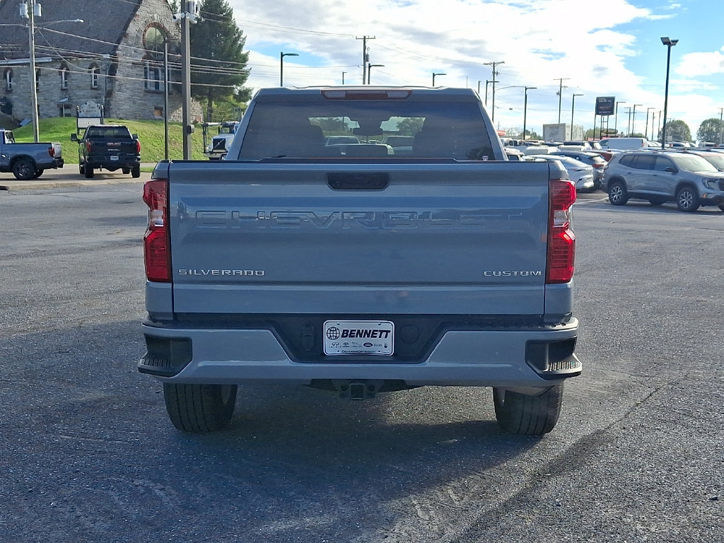 Used 2025 Chevrolet Silverado 1500 Custom AWD/4WD image 5