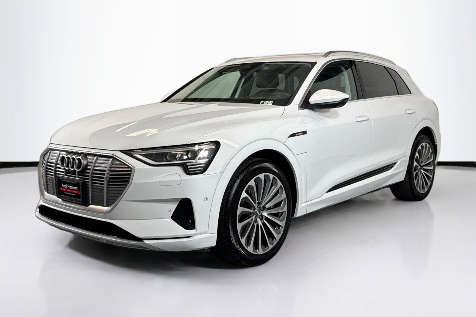 Used 2019 Audi e-tron Prestige w/ Prestige Package