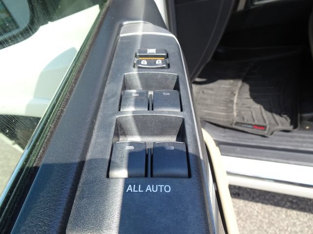 Used 2017 Toyota 4Runner Limited AWD/4WD image 13