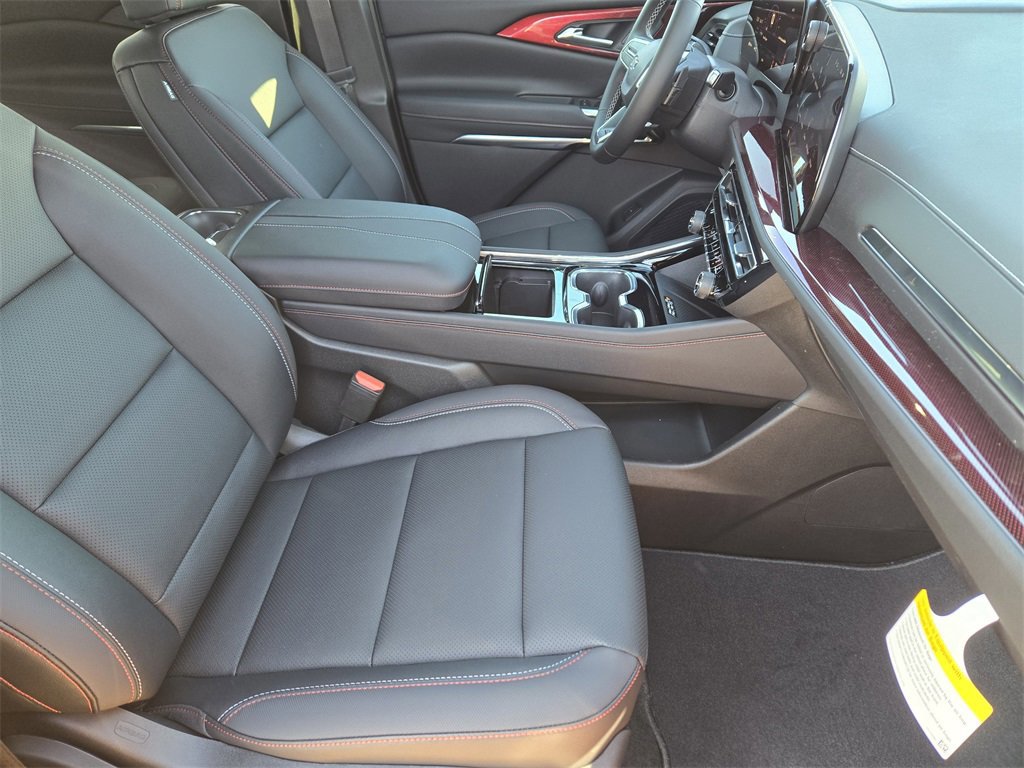 New 2026 Chevrolet Traverse Z71 w/ Driver Confidence Package image 6