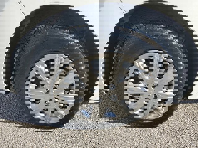 Used 2023 Kia Rio S image 9