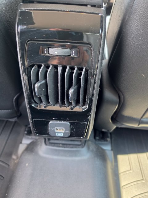 Used 2022 Jeep Compass Limited AWD/4WD image 10