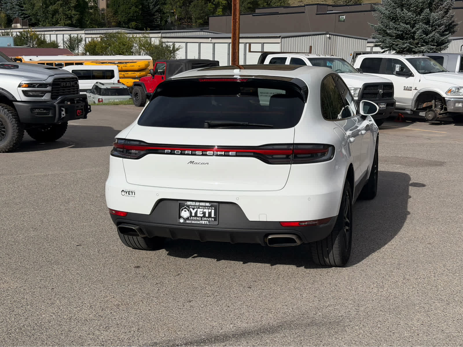 Used 2019 Porsche Macan AWD/4WD image 10
