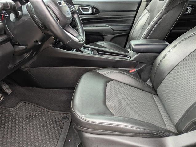 Used 2022 Jeep Compass Altitude w/ Convenience Group image 15