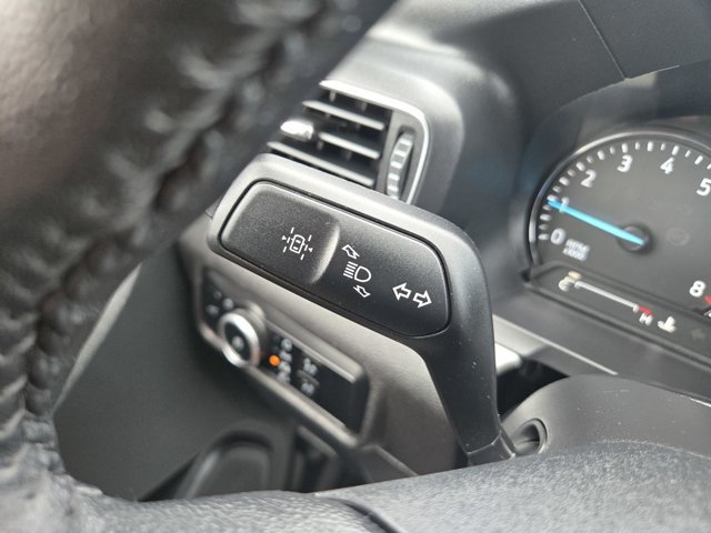 Used 2024 Ford Explorer XLT w/ Equipment Group 202A AWD/4WD image 21