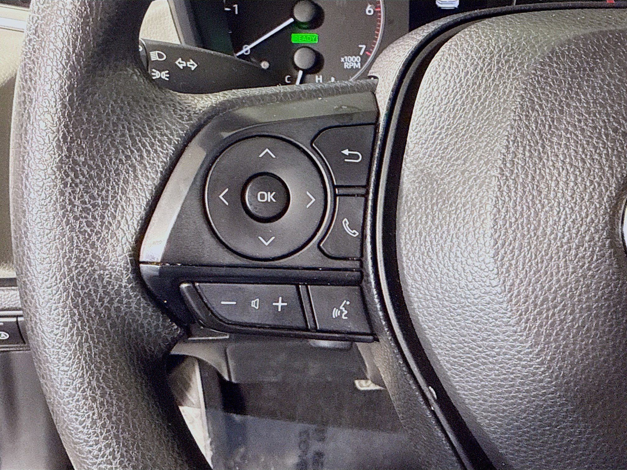 Used 2024 Toyota Corolla LE image 14