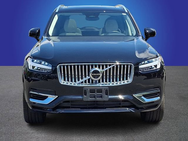 Used 2024 Volvo XC90 T8 Plus w/ Protection Package Premier AWD/4WD image 2