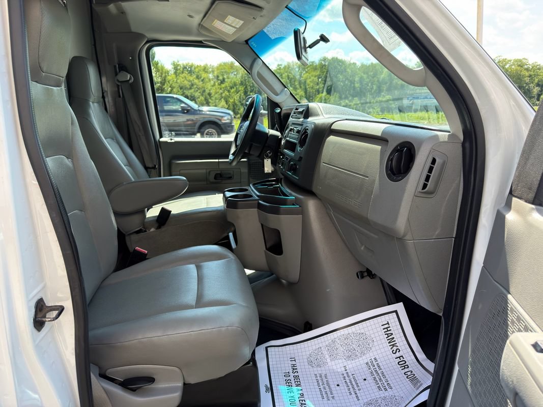 Used 2024 Ford E-450 and Econoline 450 Super Duty w/ Power Windows & Locks Group RWD image 27