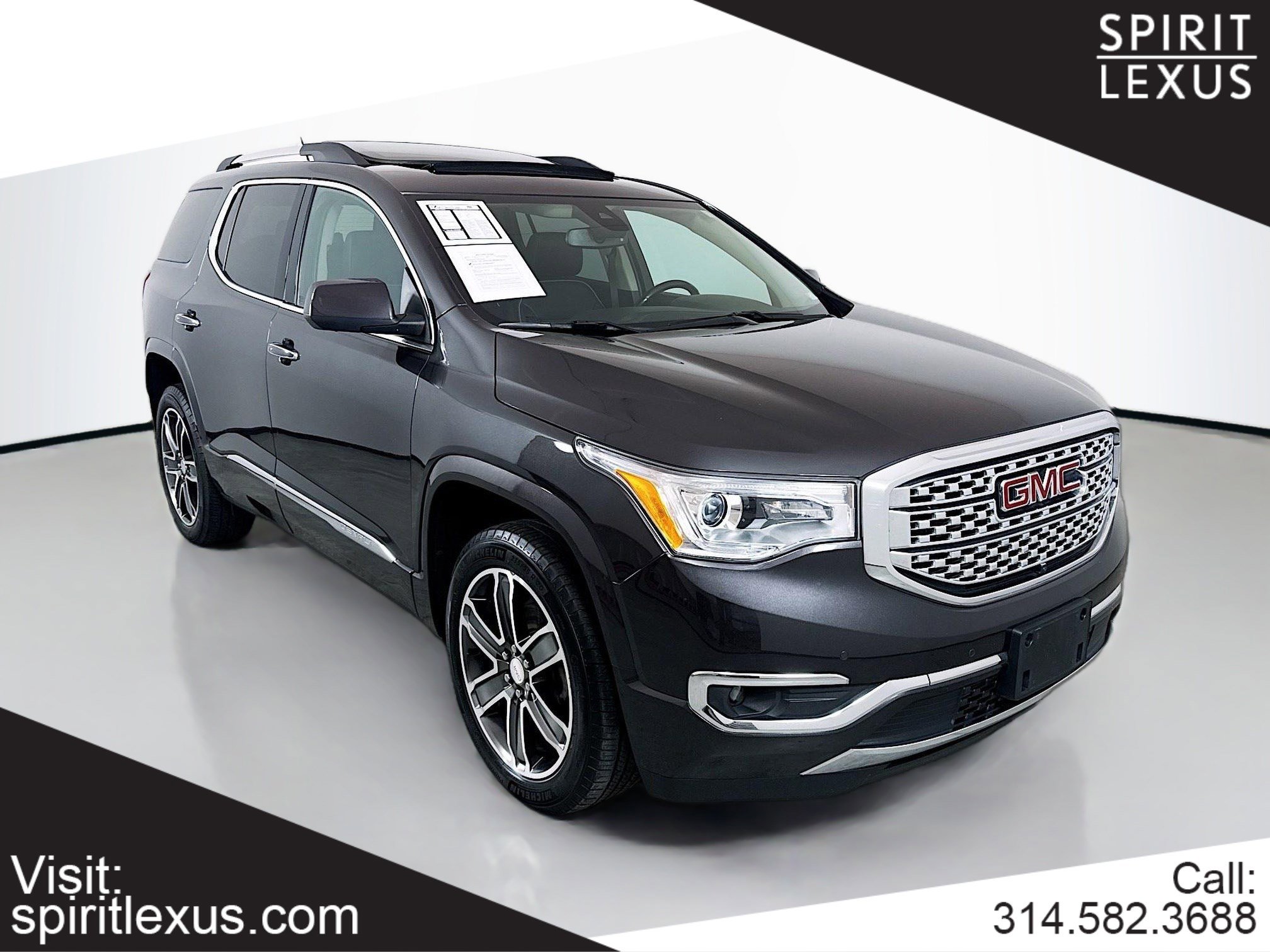Used 2019 GMC Acadia Denali w/ Technology Package image 1