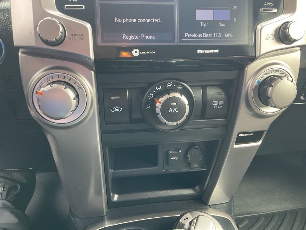 Used 2022 Toyota 4Runner SR5 image 10