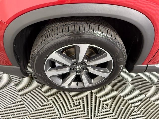 Used 2025 Honda Pilot Elite image 13