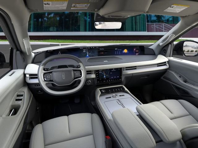 New 2026 Lincoln Navigator L Premier image 9