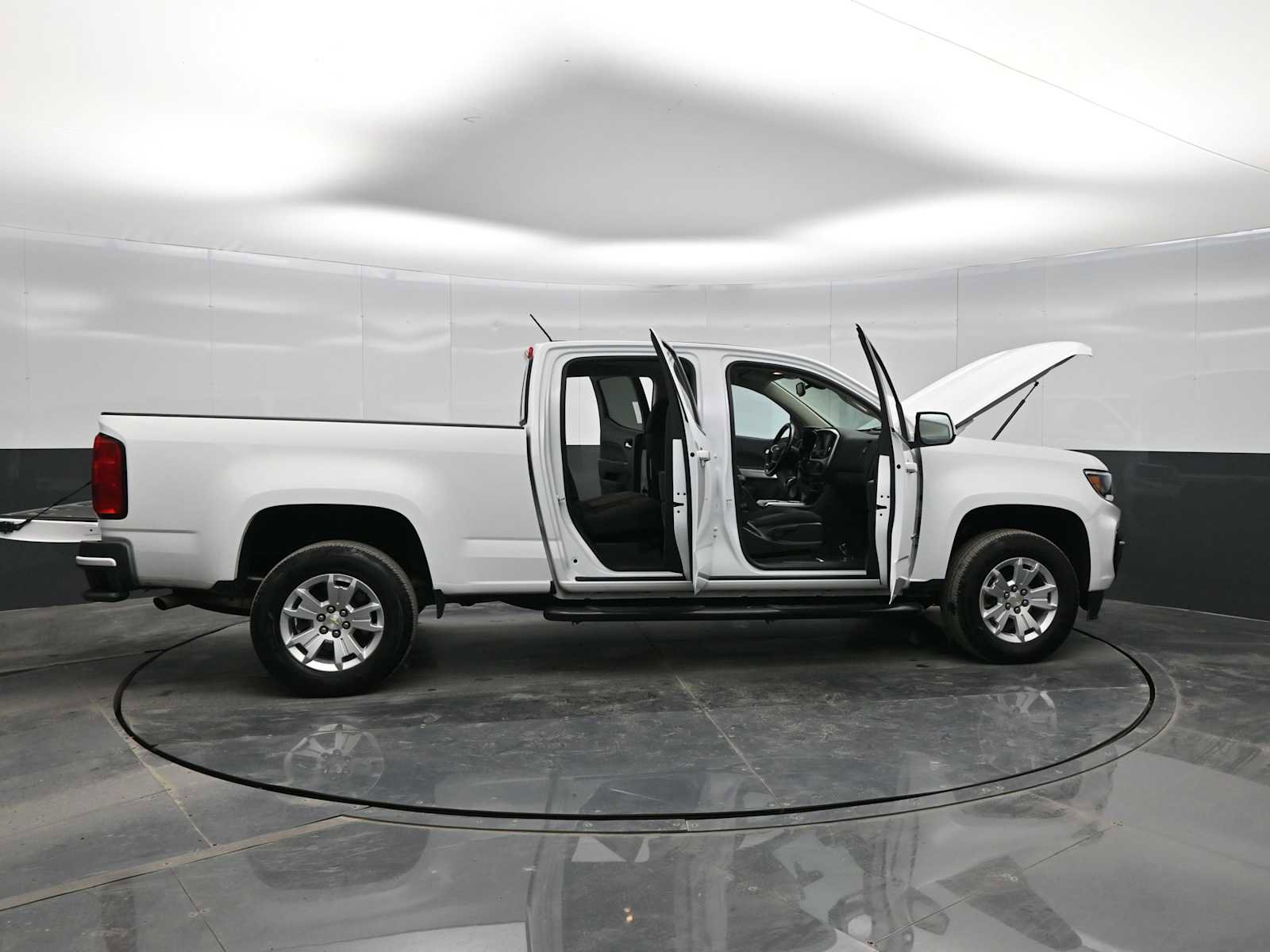 Used 2022 Chevrolet Colorado LT w/ LT Convenience Package image 40