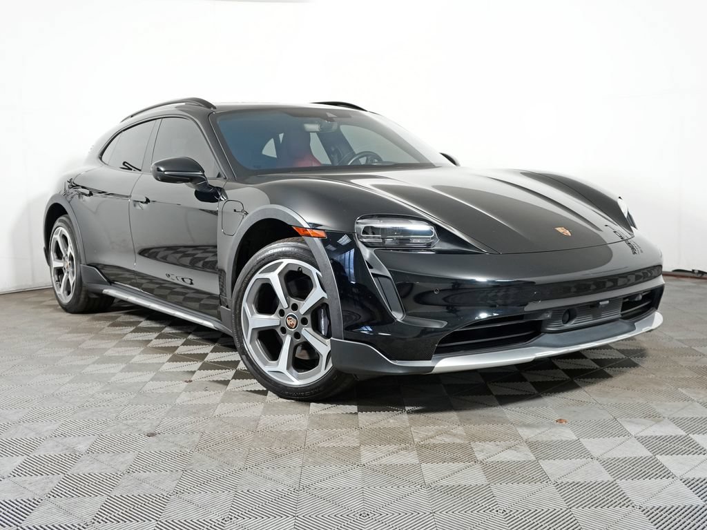 Certified 2024 Porsche Taycan 4 Cross Turismo AWD/4WD image 9