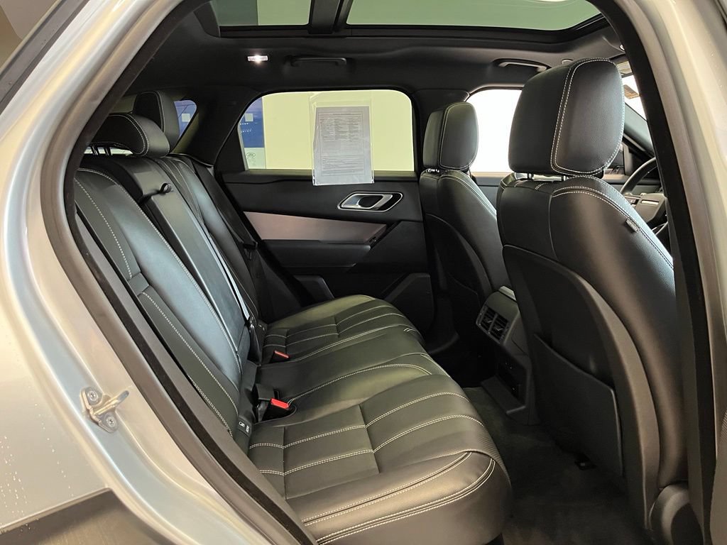 Used 2023 Land Rover Range Rover Velar R-Dynamic S AWD/4WD image 28