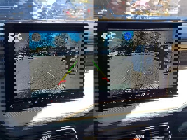 New 2025 Ford Maverick Lariat w/ 4K Tow Package image 24