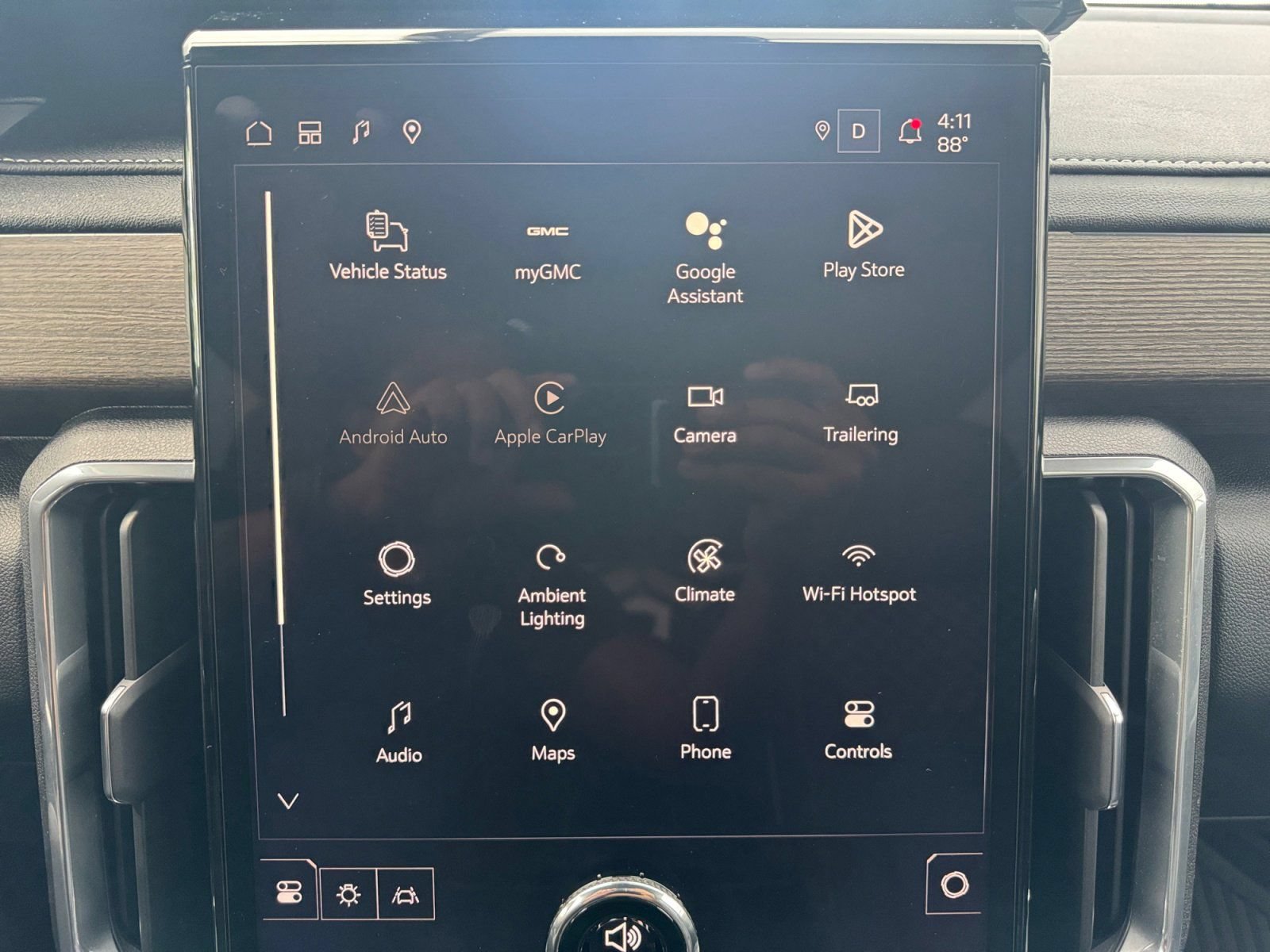 Certified 2025 GMC Acadia Denali w/ LPO, Floor Liner Package AWD/4WD image 25