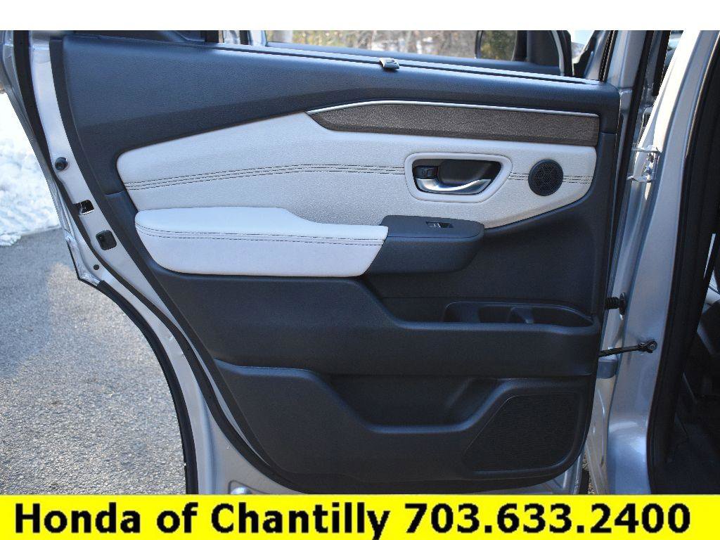 Used 2026 Honda Pilot Elite image 30