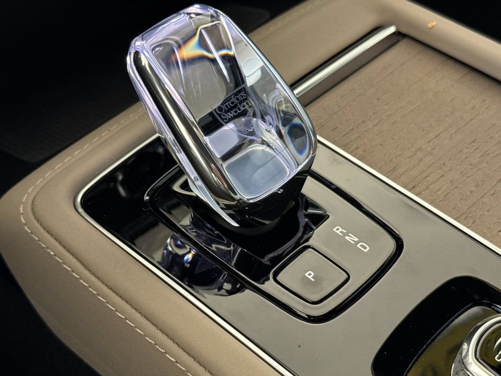 New 2026 Volvo XC90 B6 Plus AWD/4WD image 22