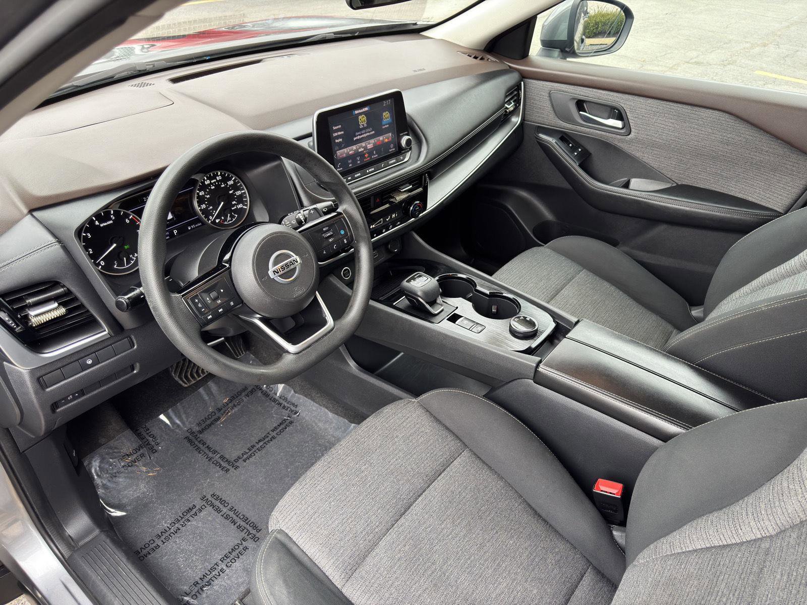 Used 2021 Nissan Rogue SV AWD/4WD image 18