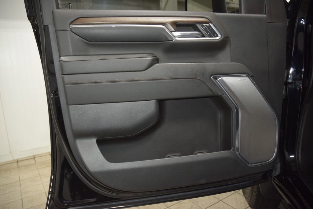 Used 2024 Chevrolet Silverado 3500 High Country w/ High Country Premium Package AWD/4WD image 49