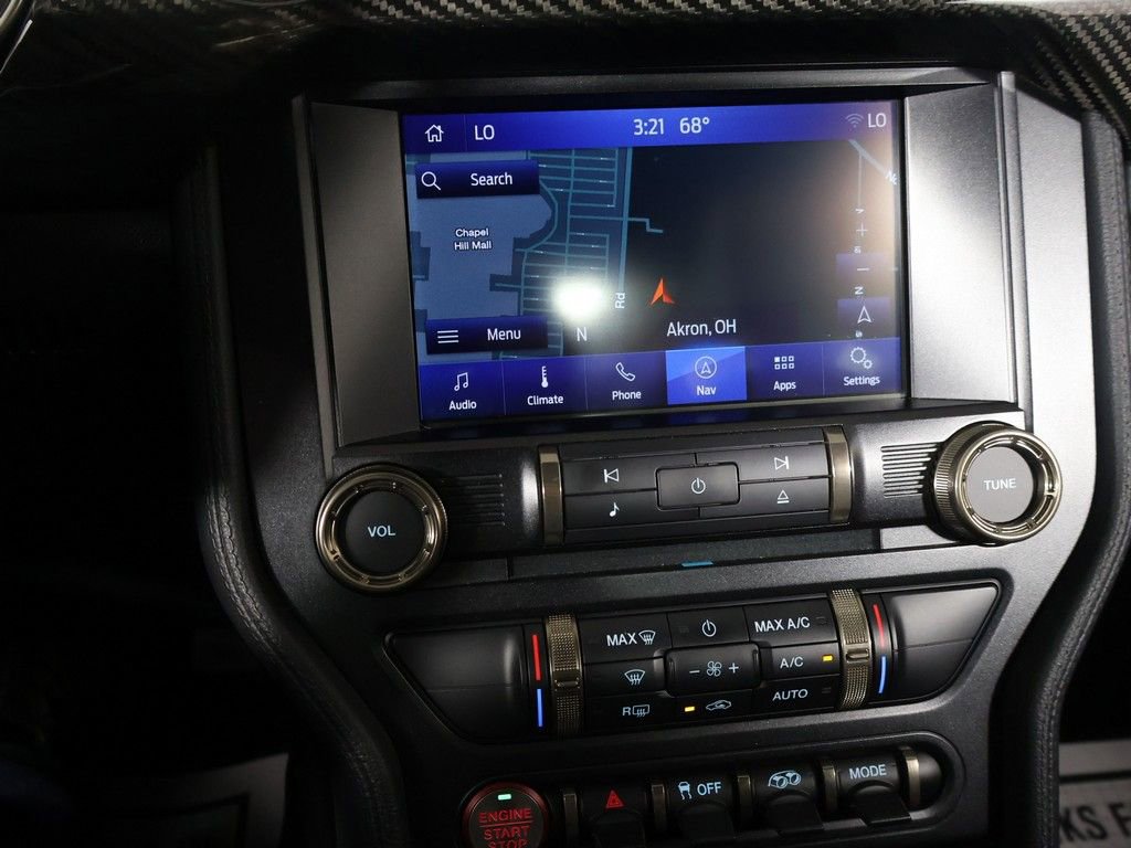 Used 2020 Ford Mustang Shelby GT500 w/ Carbon Fiber Track Pack image 32