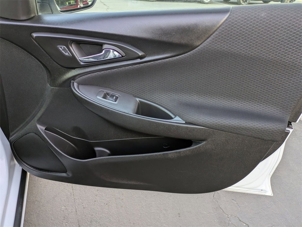 Used 2023 Chevrolet Malibu LT image 33