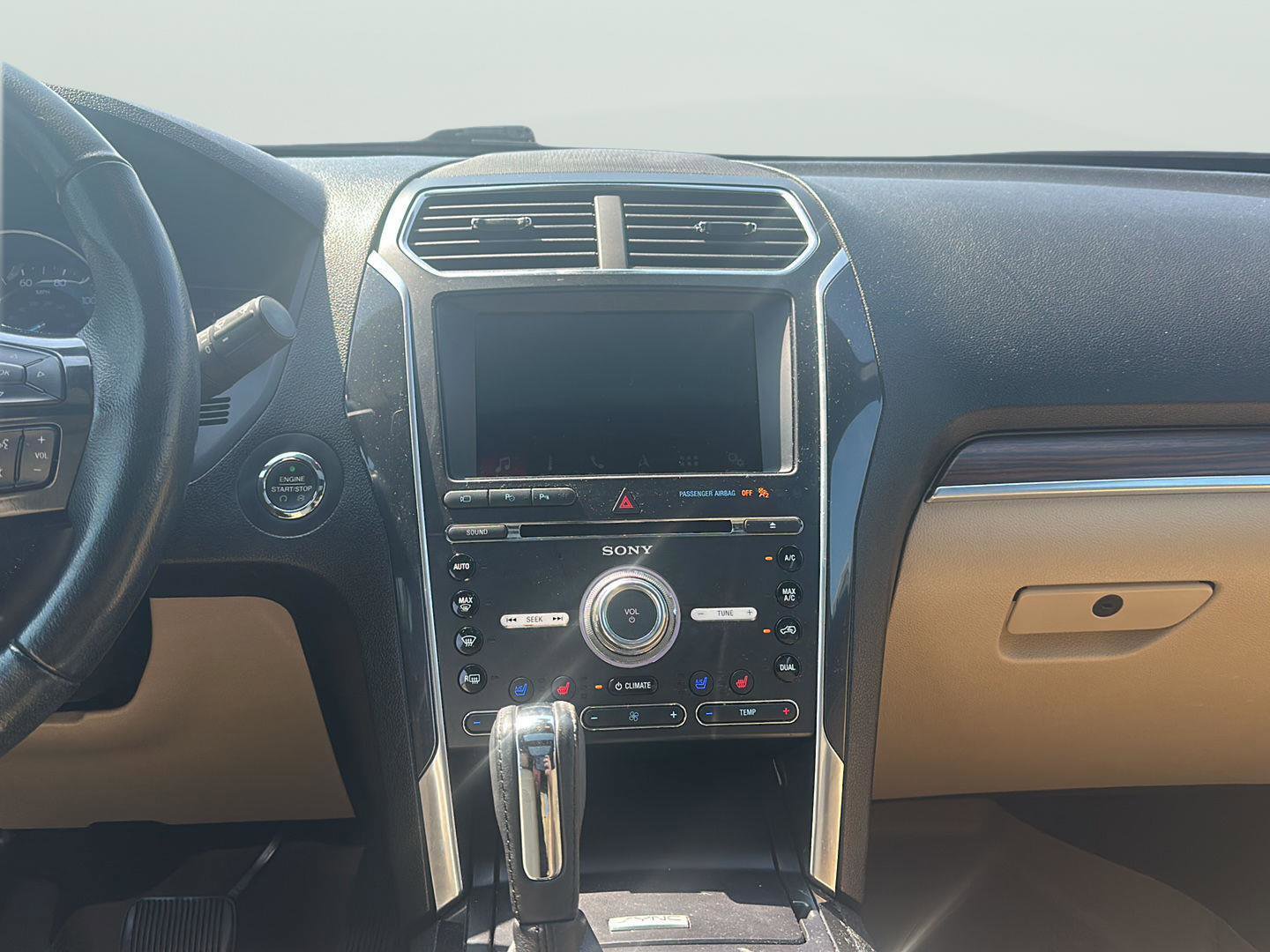 Used 2017 Ford Explorer Limited w/ Equipment Group 301A image 14