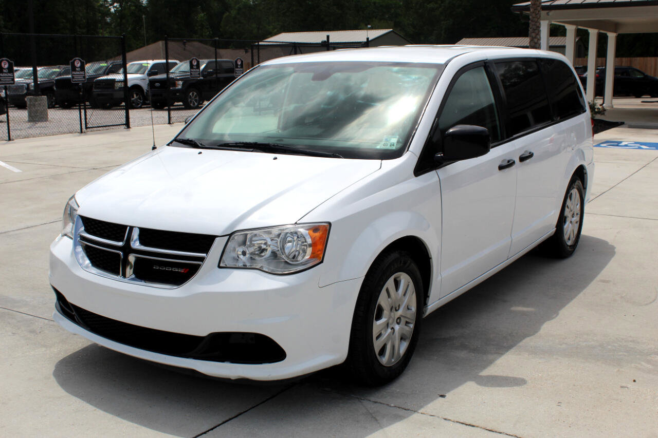 Used 2020 Dodge Grand Caravan SE image 5