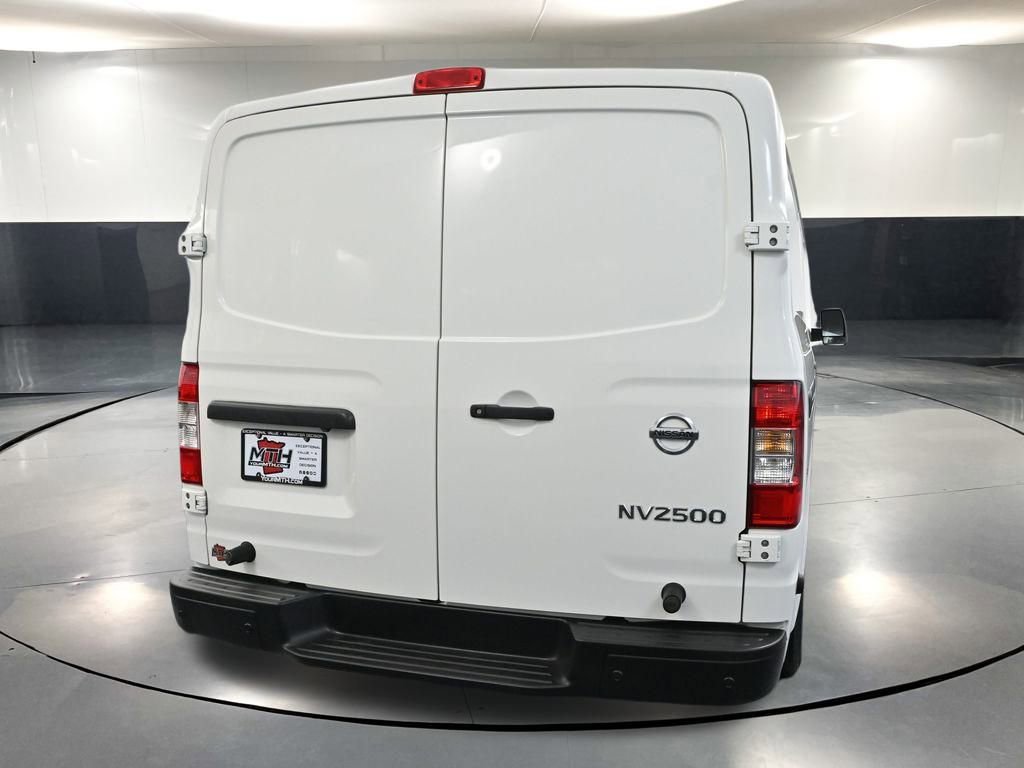 Used 2019 Nissan NV 2500 SV image 6