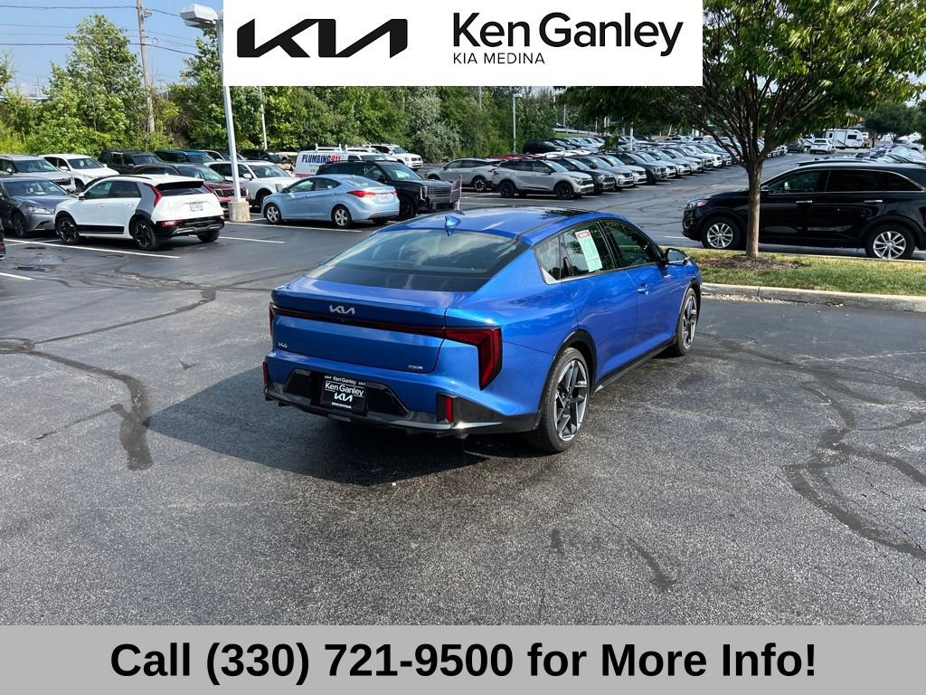 Certified 2025 Kia K4 GT-Line Turbo w/ GT-Line Sunroof Package FWD image 11