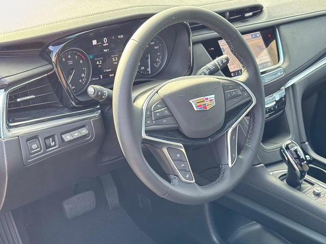 New 2026 Cadillac XT5 Premium Luxury w/ Driver Assist Package FWD image 19