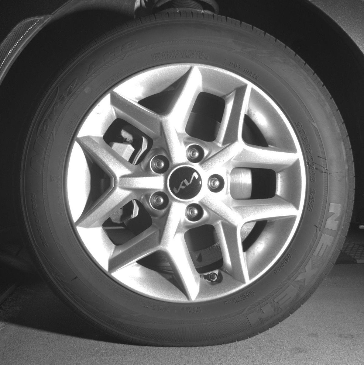 Used 2025 Kia Soul LX w/ LX Technology Package image 12