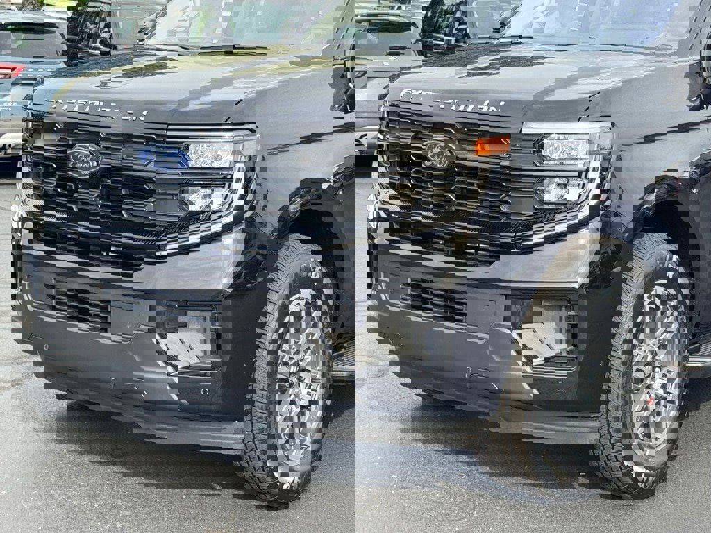 New 2025 Ford Expedition Active image 41